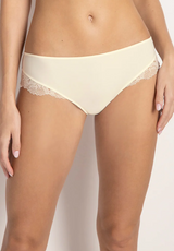 Panty En Microfibra Y Encaje