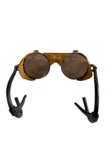 Anteojos Detalles de Cuero