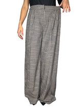 Pantalón Rayas Cranberry Chic x Basement