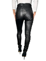 Pantalón Cuero Aplicaciones