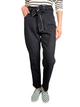 Jeans Cinturón Tachas