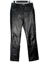 Pantalón Recto Cuero