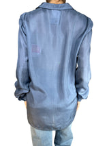 Blusa Azul Traslúcida