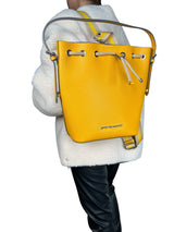 Bolso Amarillo