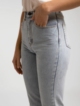 Jeans Classic Hi-Rise Tapered