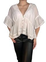 Blusa Flores Bordadas