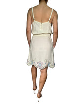 Vestido Flores Bordada