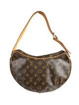 Cartera Croissant MM Monogram
