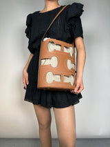 Cartera Doma Insignia Cut Out Bucket