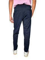 Pantalón Slim Fit