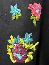 Abrigo de Paño con Bordados Flores
