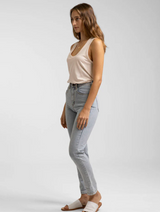 Jeans Classic Hi-Rise Tapered