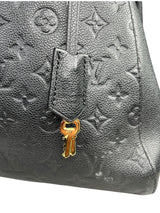 Cartera Cuero Monogram