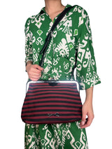 Cartera Rayas Burdeo Y Negro