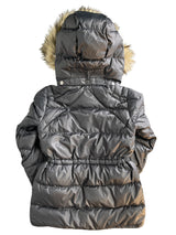 Parca Negra Cuello Peludo