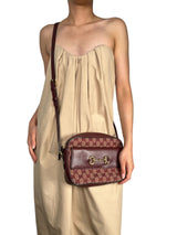 Bandolera Monogram Burdeo