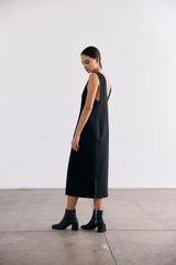 Vestido Escote V - Ónix