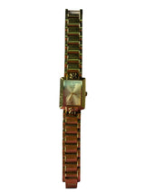 Reloj Dorado