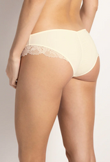 Panty En Microfibra Y Encaje