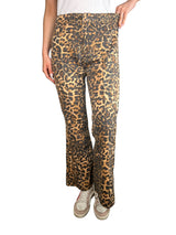 Jeans Daniela Bustamante para Basement