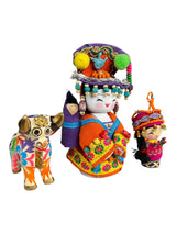 Muñeca Vietnamita y Toro