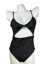 Traje De Baño Cut Out