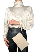 Clutch Logo CH