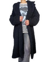 Abrigo Maxi Peludo Negro Sluiz by Magma