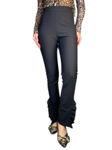 Pantalón Vuelos en Ruedo