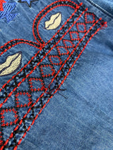 Blusa Denim Bordados