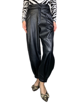 Pantalón Cuero Vegano