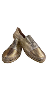 Alpargatas Doradas Logo