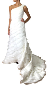 Vestido de Novia Asimétrico