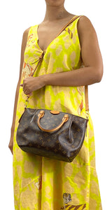 Cartera Turenne Monogram