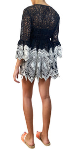 Vetido Negro Encajes