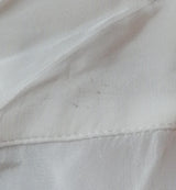 Blusa Traslucida con Aplicaciones