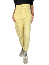 Jeans Amarillos