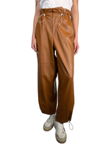 Pantalón Cuero Vegano