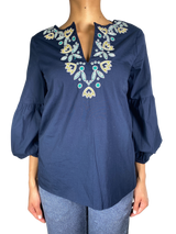 Blusa Azul Bordada