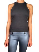 Polera Negra Sin Mangas