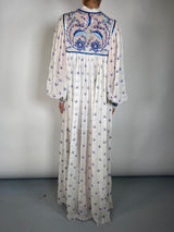 Vestido Bordado Antik Batik