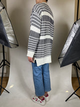 Sweater Blanco y Negro