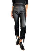 Pantalón Cuero Flecos