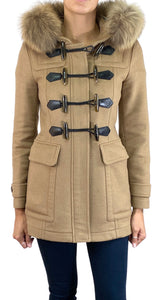 Abrigo Café Broches