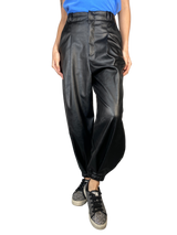 Pantalón Cuero Vegano