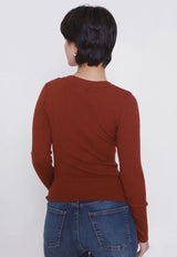 Polera Jacqueline de Yong Plum Ysla Marrón - Calce Ajustado