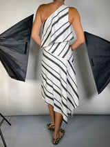 Vestido Franjas Corte Asimétrico