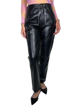 Pantalón Negro Cuero