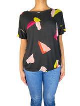 Polera Negra Estampada