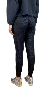 Buzo "Black Cheetah Foil French Terry"